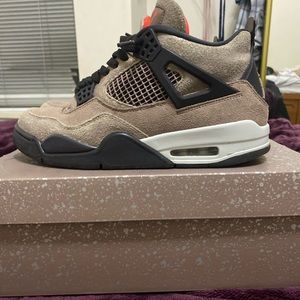 Jordan 4 taupe haze